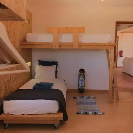 Kokua Surfarm Bed & Breakfast Atouguia Da Baleia