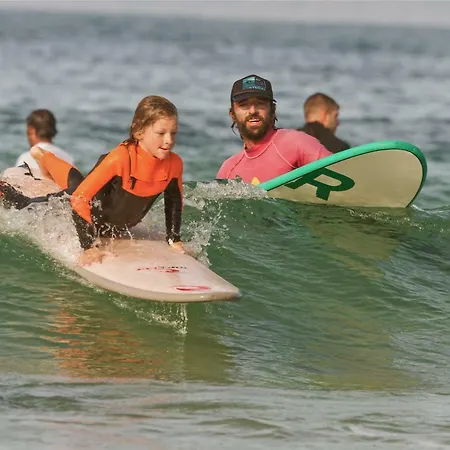 Kokua Surfarm 2* Atouguia Da Baleia